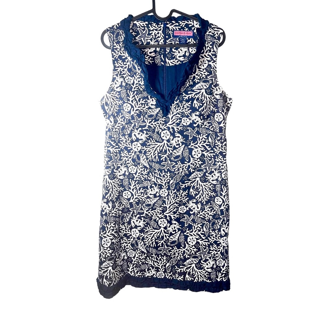 Vineyard‎ Vines Blue & White Seashell Ocean Print Ruffle Trim V-Neck Shift Dress